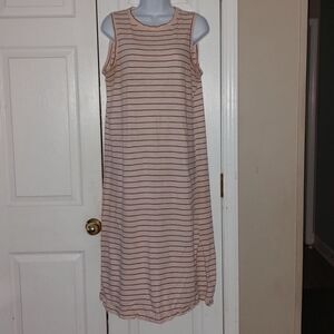 Old Navy light peach and brown striped sleeveless maxi dress  Sz M